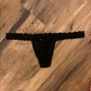 NWOT Hanky Panky Black Lace Intimate